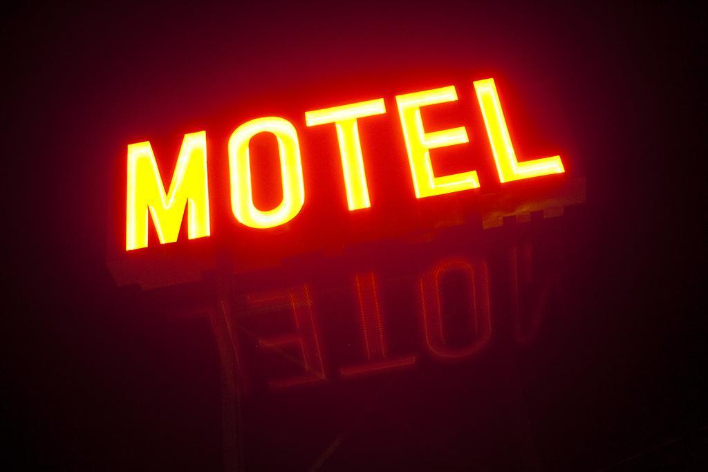 Celilo Inn The Dalles Buitenkant foto